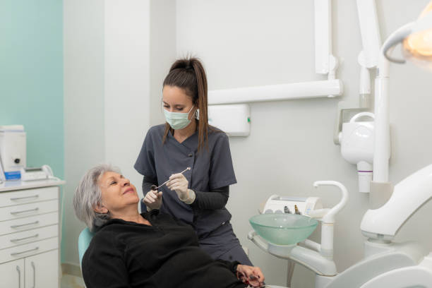 Best Broken Tooth Emergency  in Robbins, IL